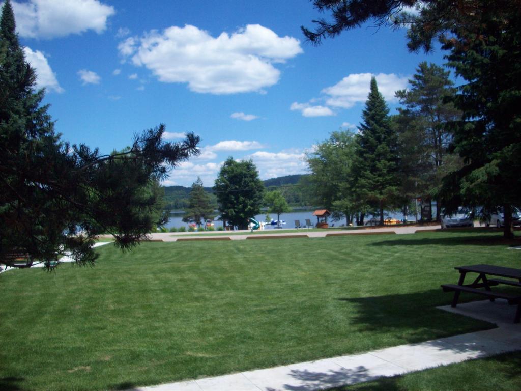 Lakewoods Cottage Oxtongue Lake Quarto foto