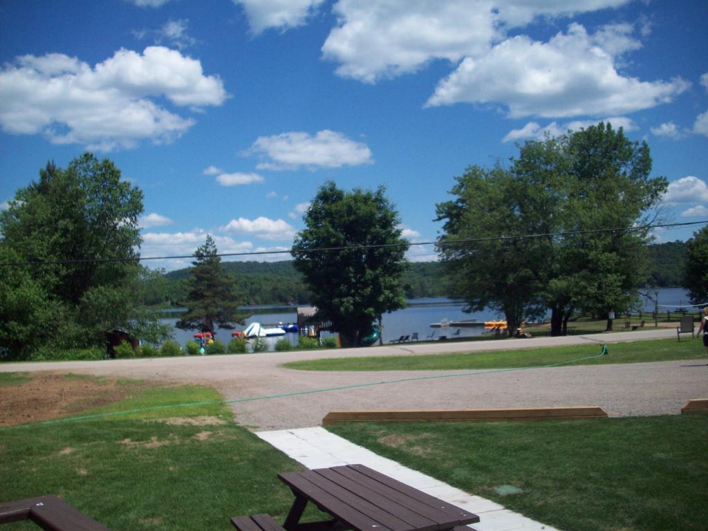 Lakewoods Cottage Oxtongue Lake Quarto foto