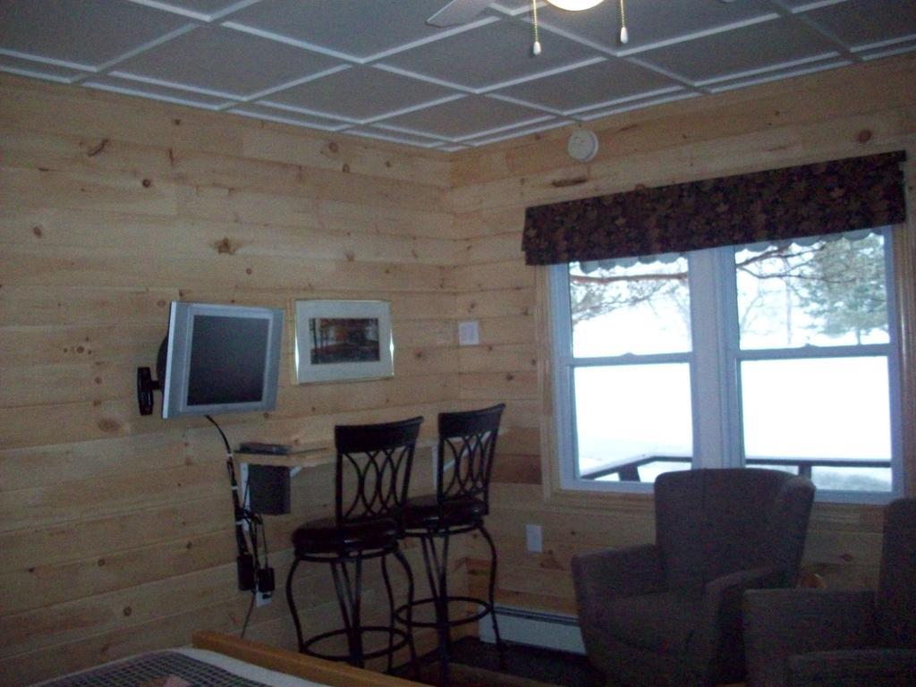 Lakewoods Cottage Oxtongue Lake Quarto foto
