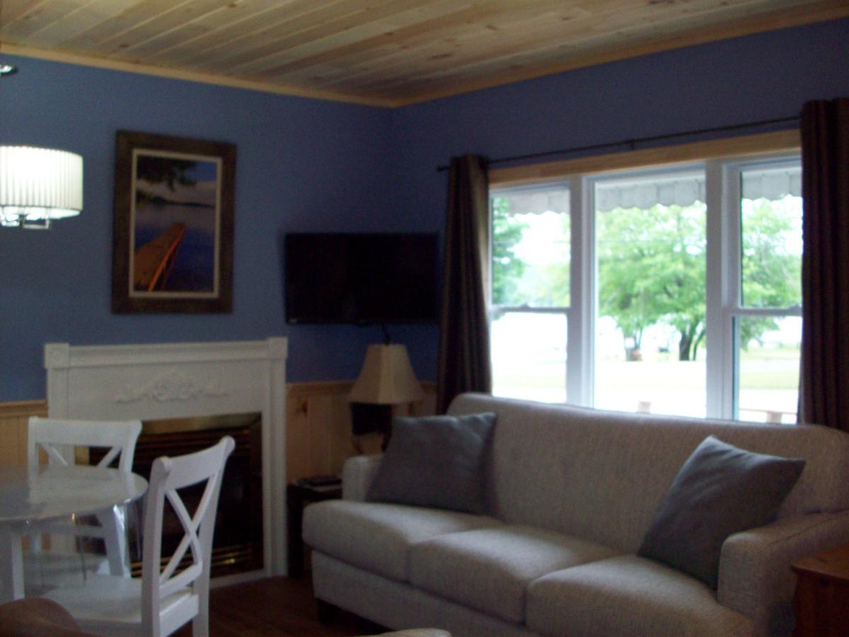 Lakewoods Cottage Oxtongue Lake Exterior foto